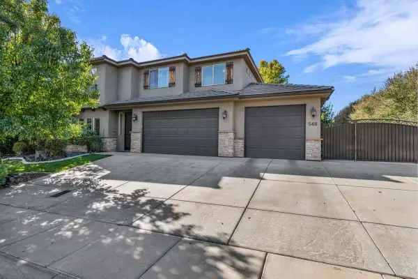 548 S Haley Dr, Washington, UT 84780