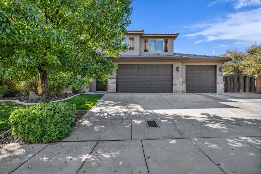548 S Haley Dr, Washington, UT 84780 - Image #2