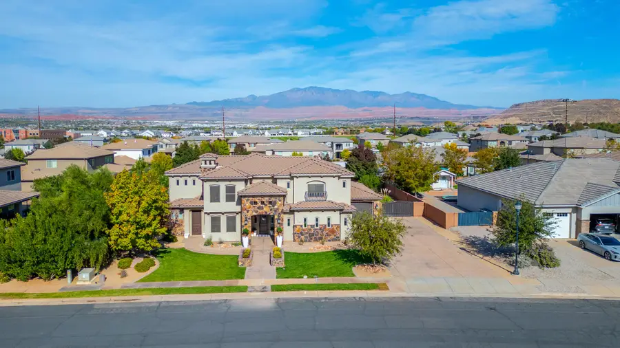 170 W Sage Ln, Washington, UT 84780 - Image #2