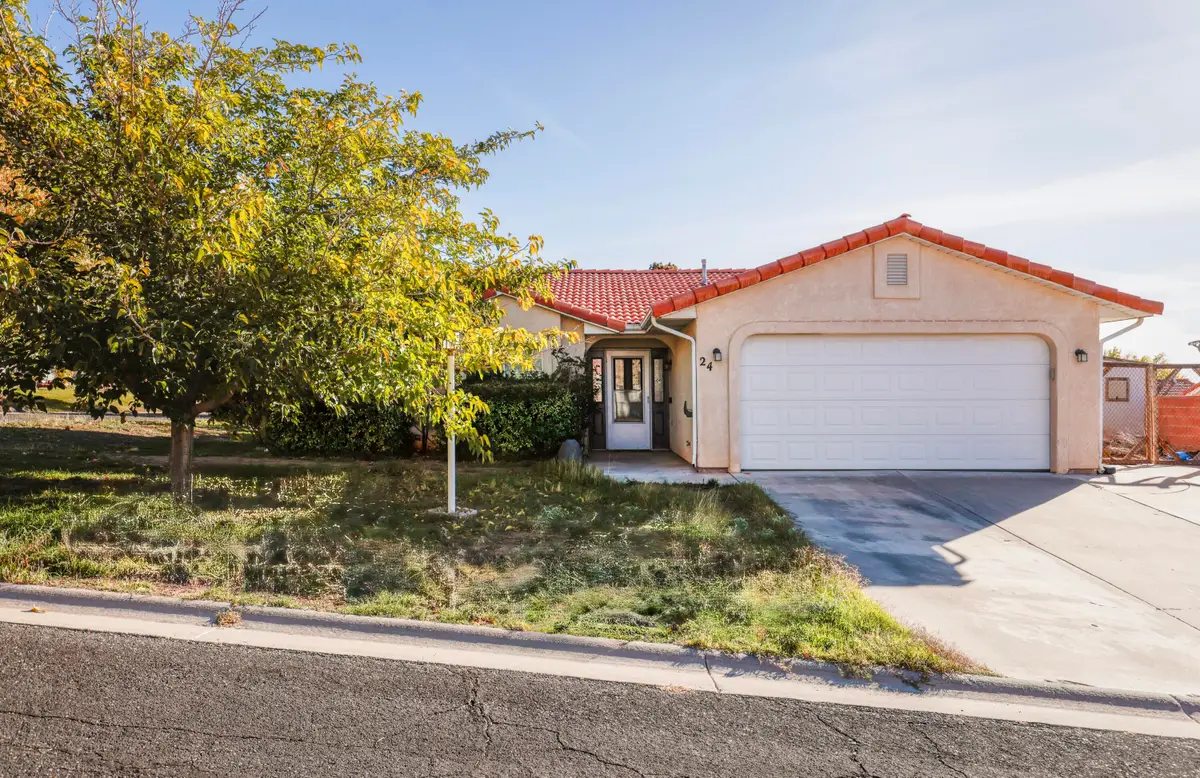 24 Wanda St, La Verkin, UT 84745 - Image #1
