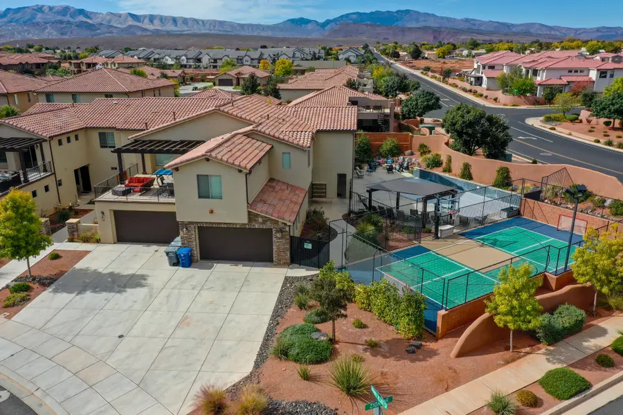 3800 Paradise Village Dr #51, Santa Clara, UT 84765 - Image #2