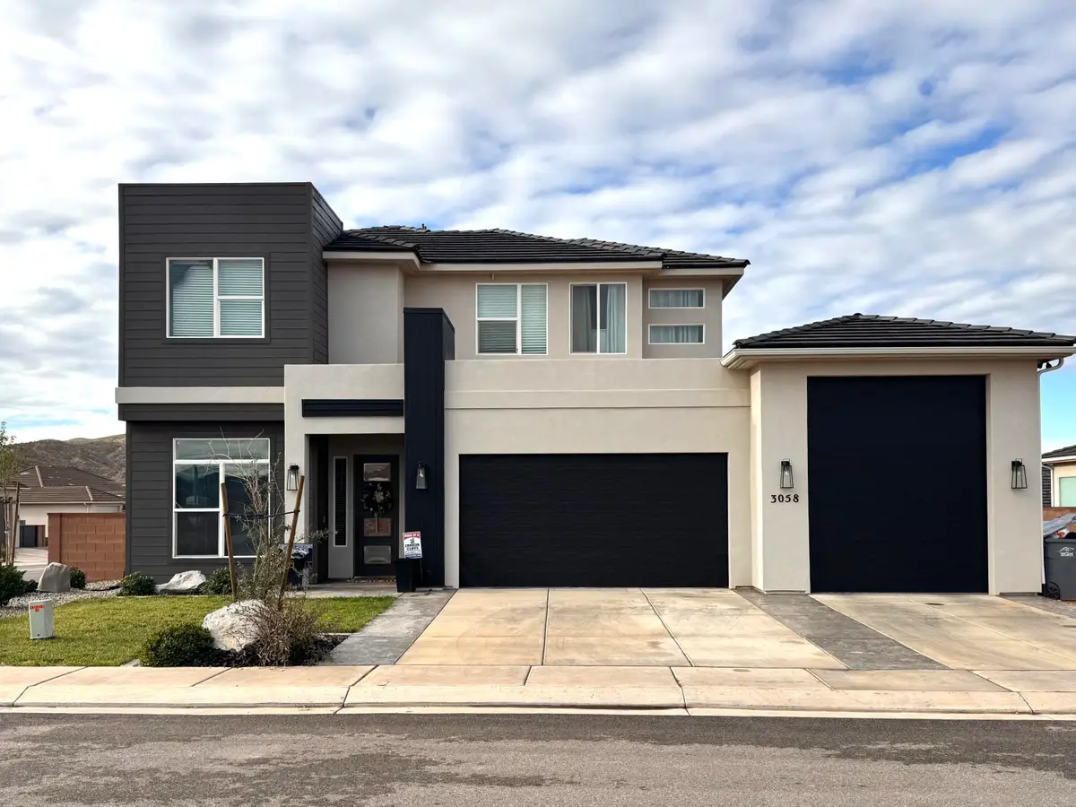 3058 E Beartrap Canyon Dr, Washington, UT 84780 - Image #1
