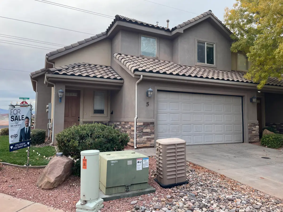 150 N 1100 E #5, Washington, UT 84780 - Image #1