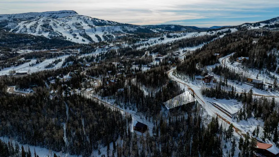 438 N Holyoak Cir, Brian Head, UT 84719 - Image #3