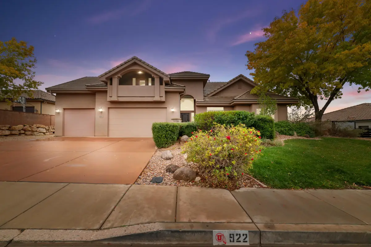 922 E Silver Shadows Dr, Washington, UT 84780 - Image #1