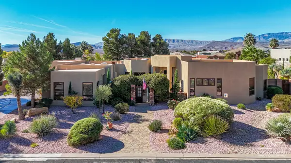 93 N Painted Hills Dr, Ivins, UT 84738