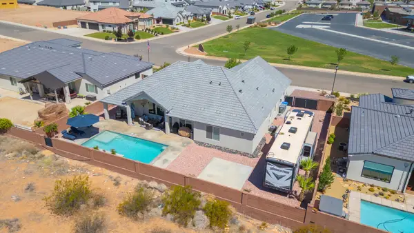 3080 E Rimrunner Dr, St George, UT 84790