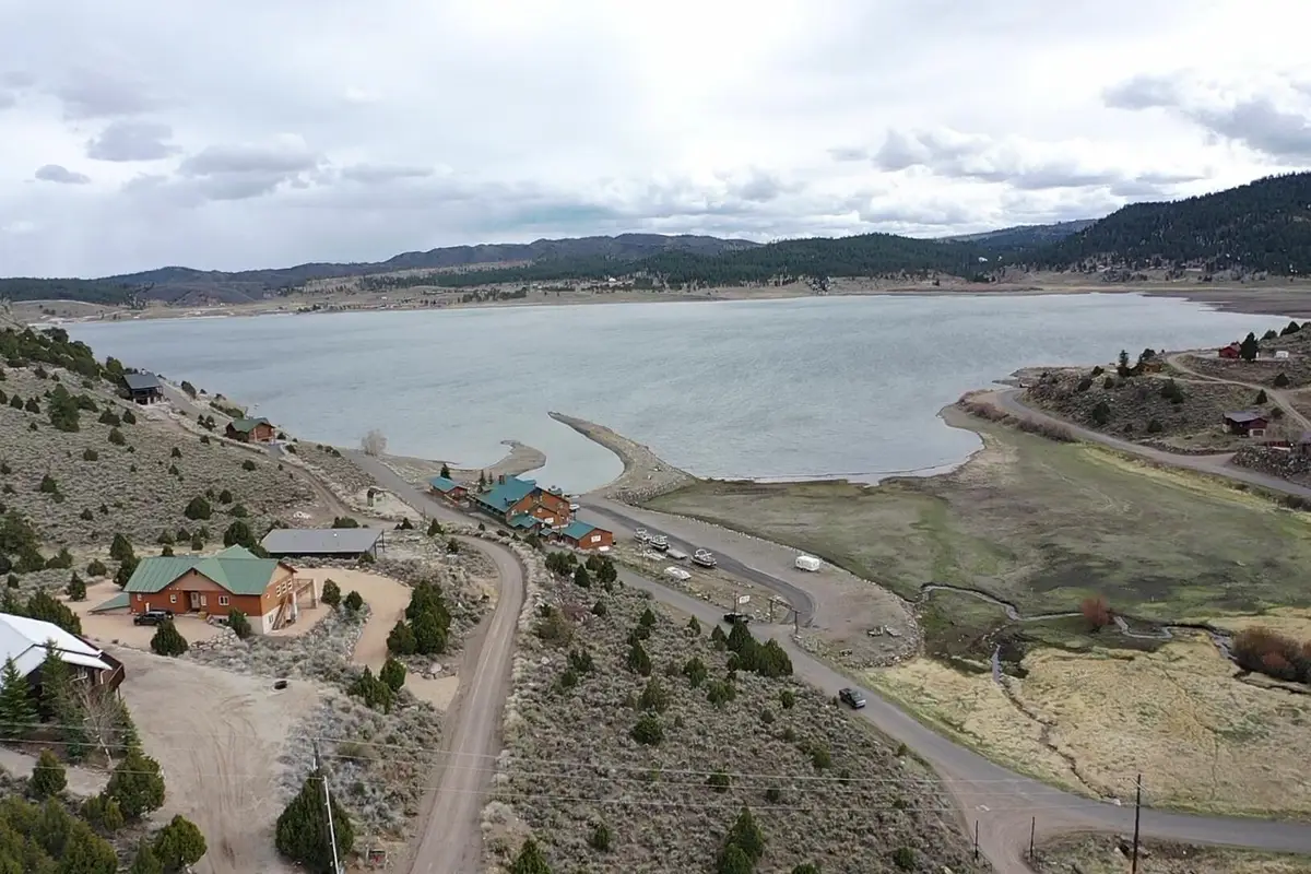 259 N Scenic Dr, Panguitch, UT 84759 - #1