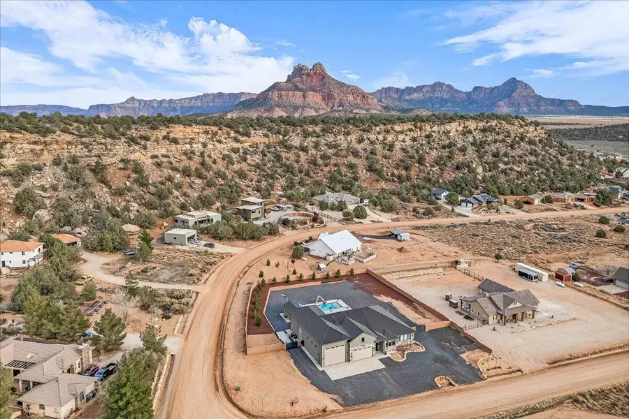 2906 N Purple Sage Rd, Apple Valley, UT 84737 - #2