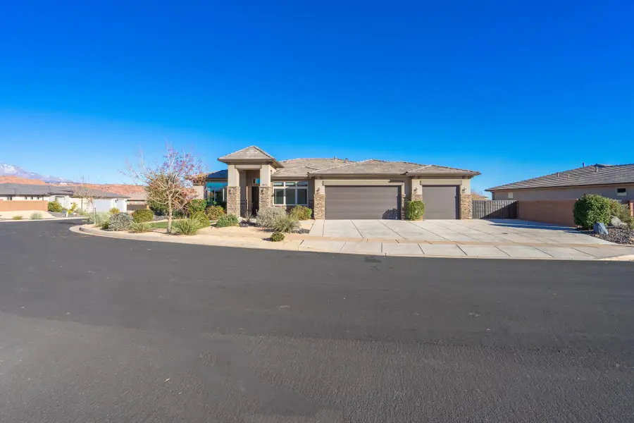 2872 N Kenzies Way, Santa Clara, UT 84765 - Image #2