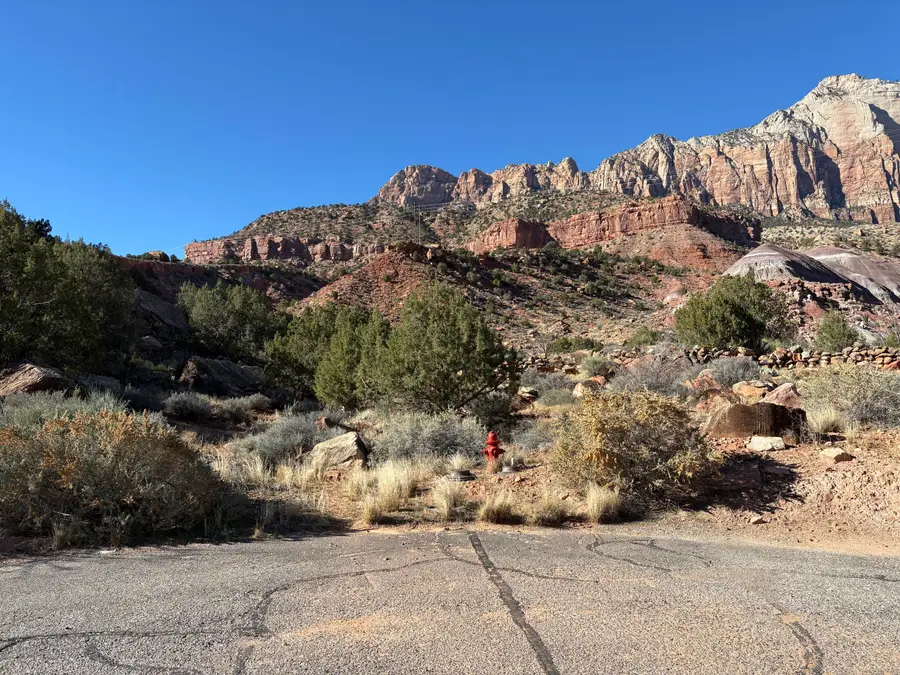 117 Gifford Park Dr, Springdale, UT 84767 - Image #2