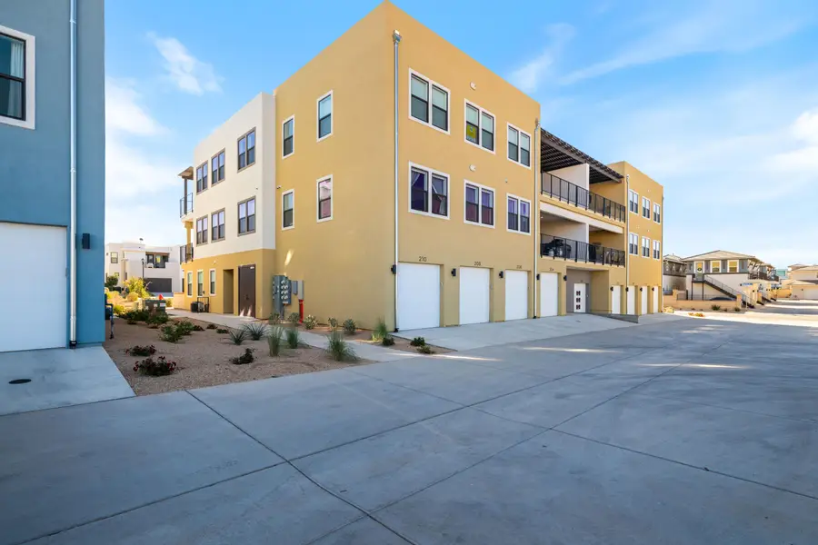757 W Periwinkle Ln #210, Saint George, UT 84790 - Image #2