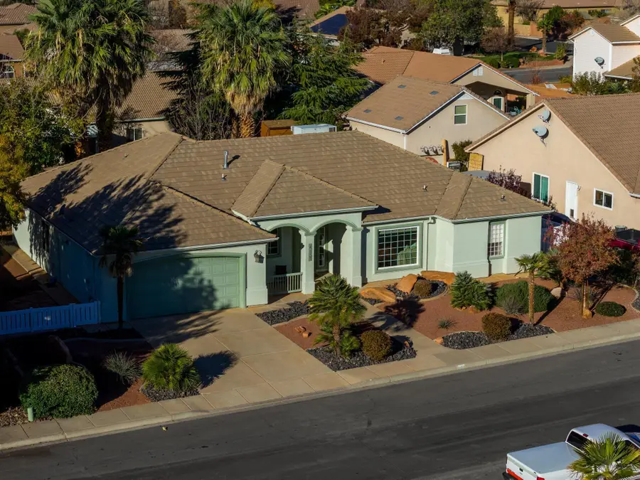 2115 Blake Dr, Santa Clara, UT 84765 - Image #2