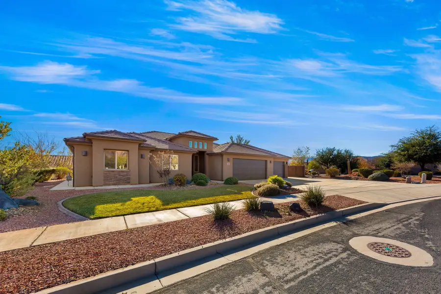 382 W 200 S, Ivins, UT 84738 - Image #2