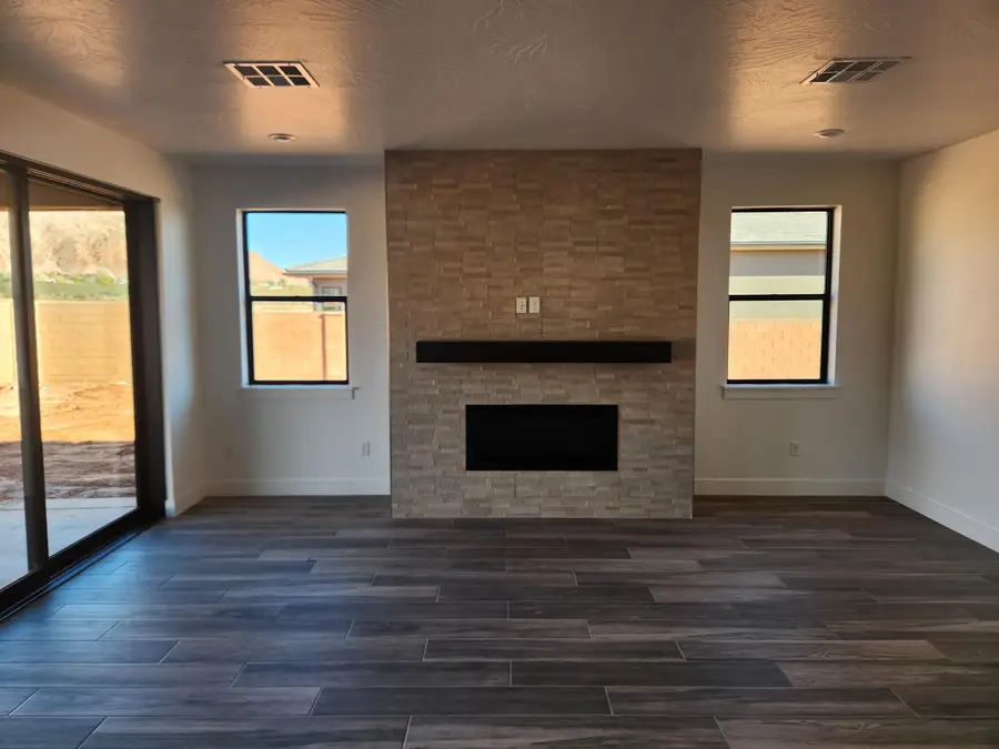 716 W Desert Dove Ln #(Lot 5), Ivins, UT 84738 - Image #3