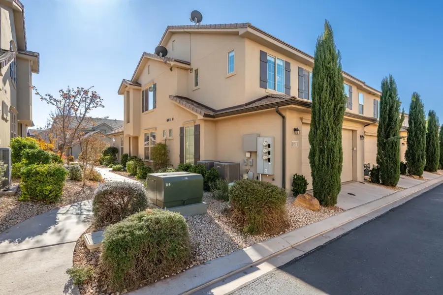 1914 E Fiesta Ln, Washington, UT 84780 - Image #2