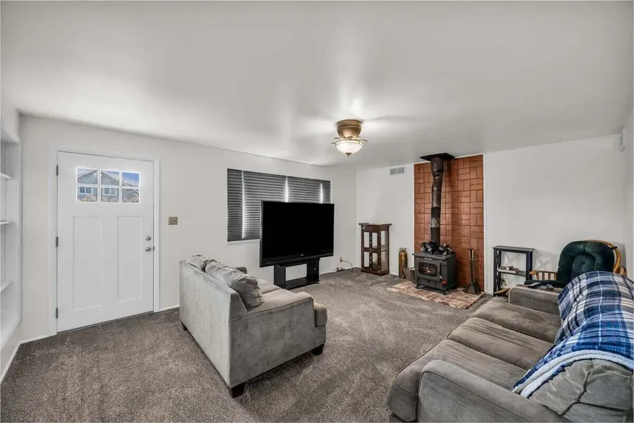 89 E Vista Ave, Leeds, UT 84746 - #3