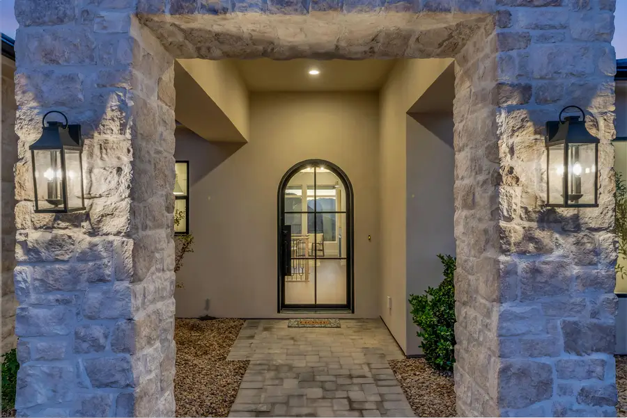 2098 S Pinto St, Washington, UT 84780 - Image #3