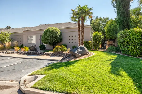 225 N Country #111, St George, UT 84770