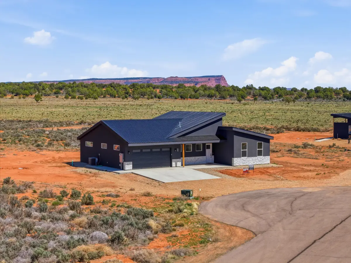 4380 E Sego Lily Cir, Kanab, UT 84741 - #1