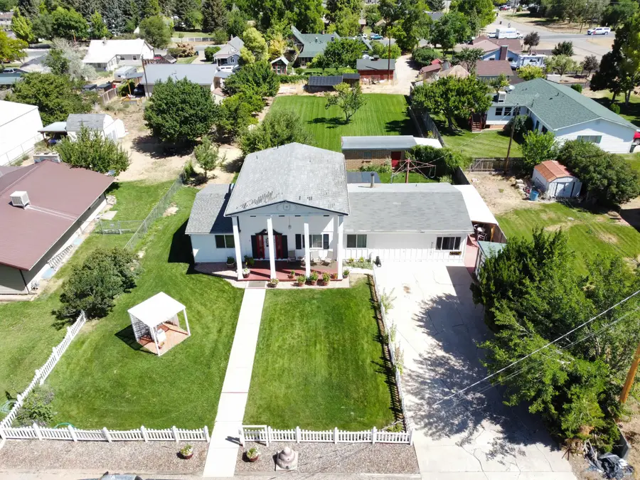 65 E 300 S St, Parowan, UT 84761 - Image #3