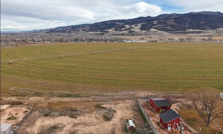 4302 N Quarterhorse Dr, Cedar City, UT 84721 - Image #2