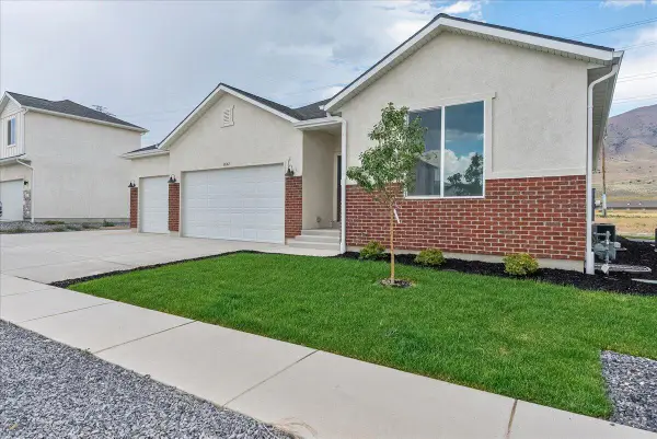 3675 N Columbine Way #381, Eagle Mountain, UT 84005