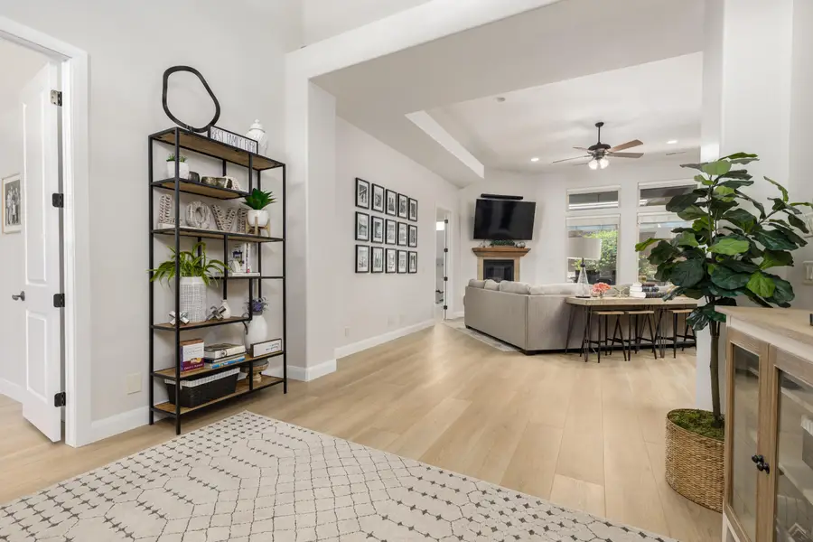 526 S Rainier Dr, Saint George, UT 84770 - Image #3