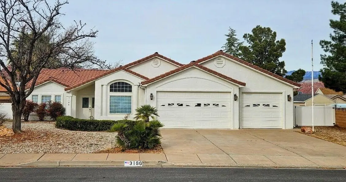 3166 Canyon View Dr, Santa Clara, UT 84765 - Image #1