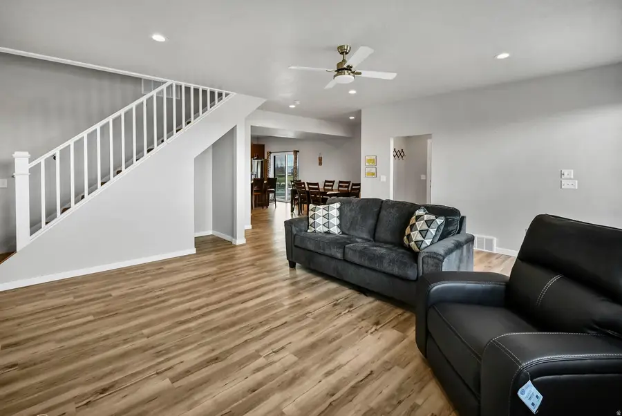 305 W 400 S, Ephraim, UT 84627 - #3