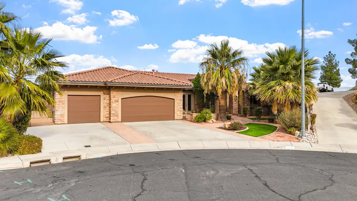 1839 E Boulder Springs Cir, Saint George, UT 84790 - Image #1