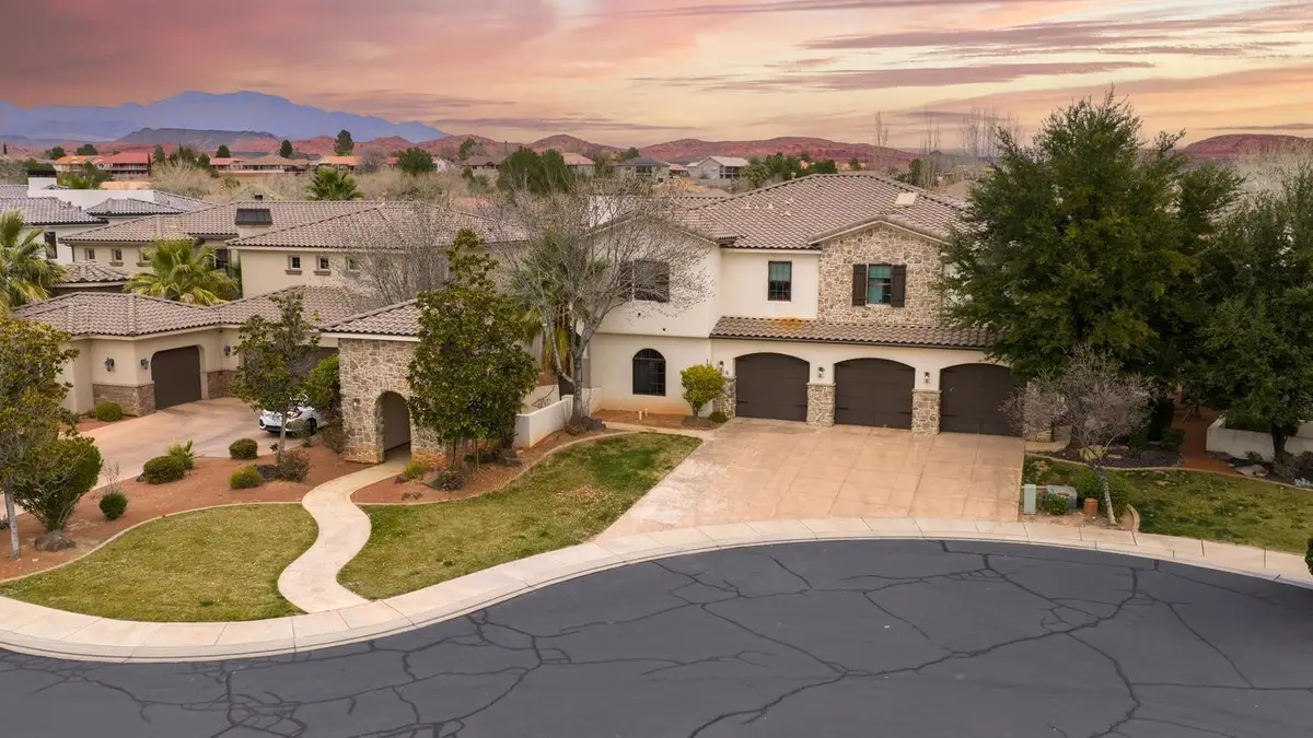 470 N Country Ln #6, Santa Clara, UT 84765 - #1