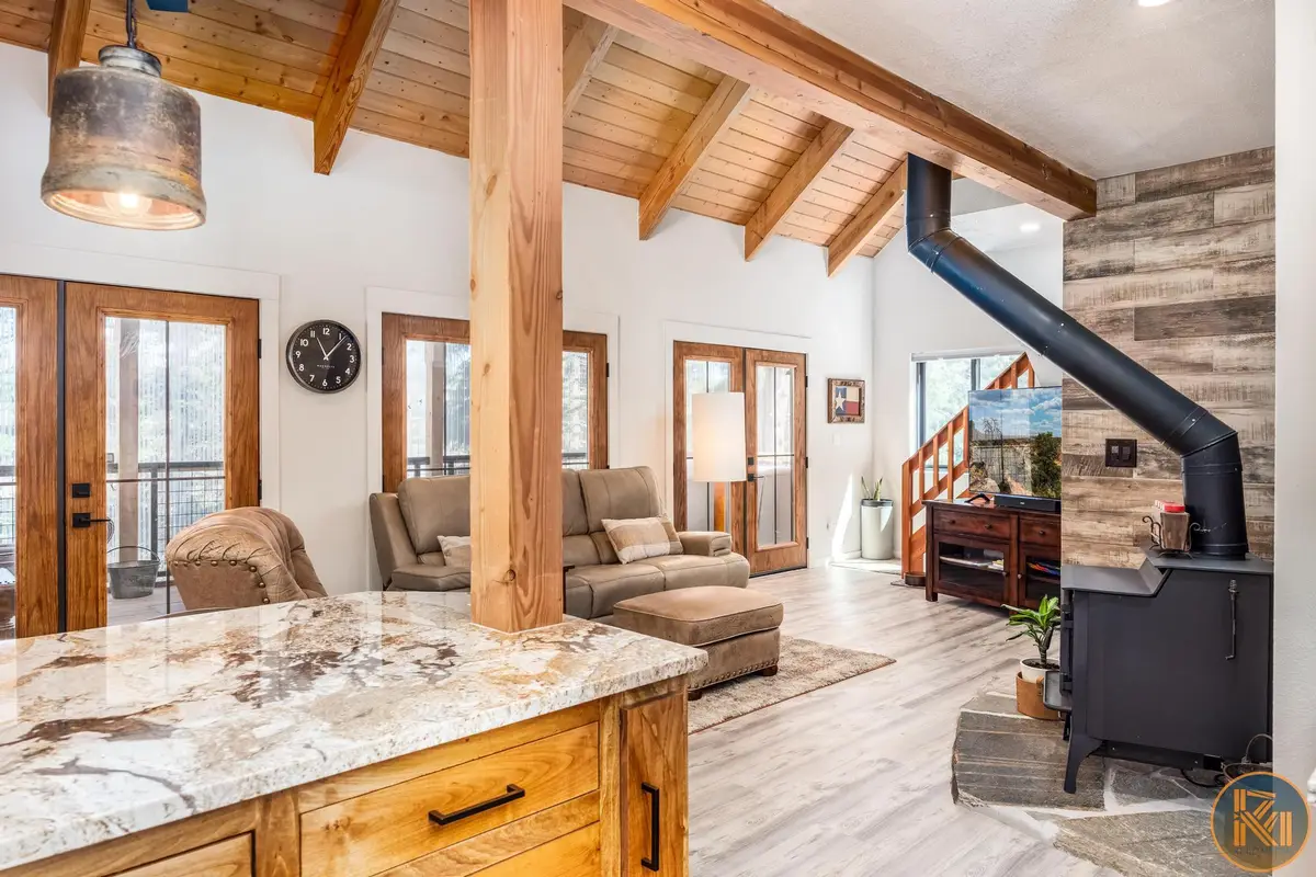 2060/ 2080 E Strawberry Point Rd, Duck Creek Village, UT 84762 - #1