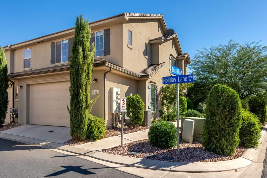 1888 E Holiday Ln, Washington, UT 84780 - #2