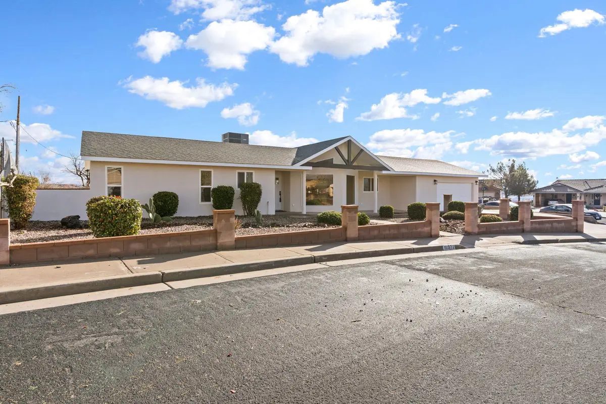 372 N Quail Ridge Dr, Washington, UT 84780 - Image #1