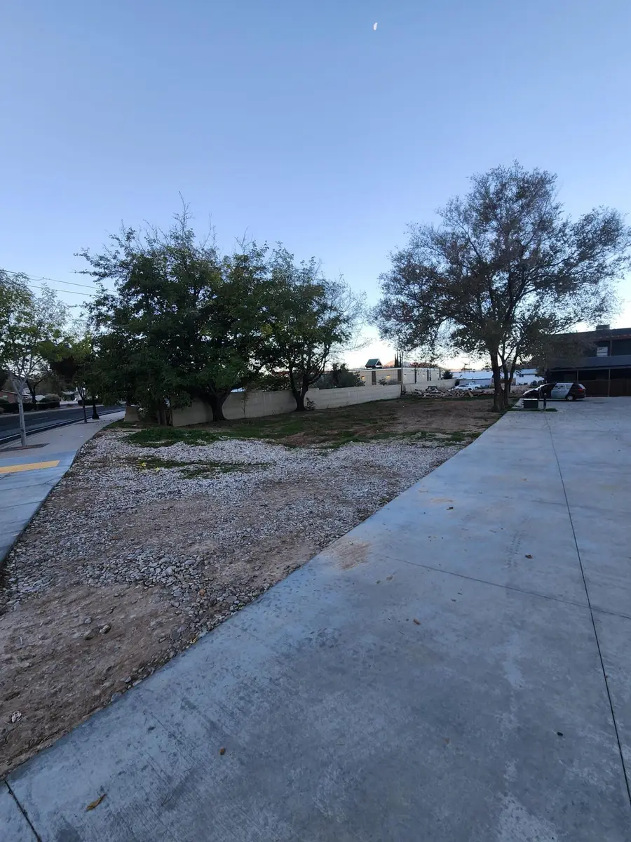 57 N State St, Hurricane, UT 84737 - Image #2