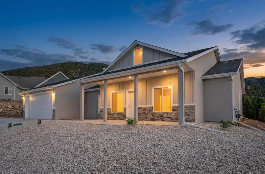 1152 E Smokey Trail Way, Cedar City, UT 84721 - Image #2