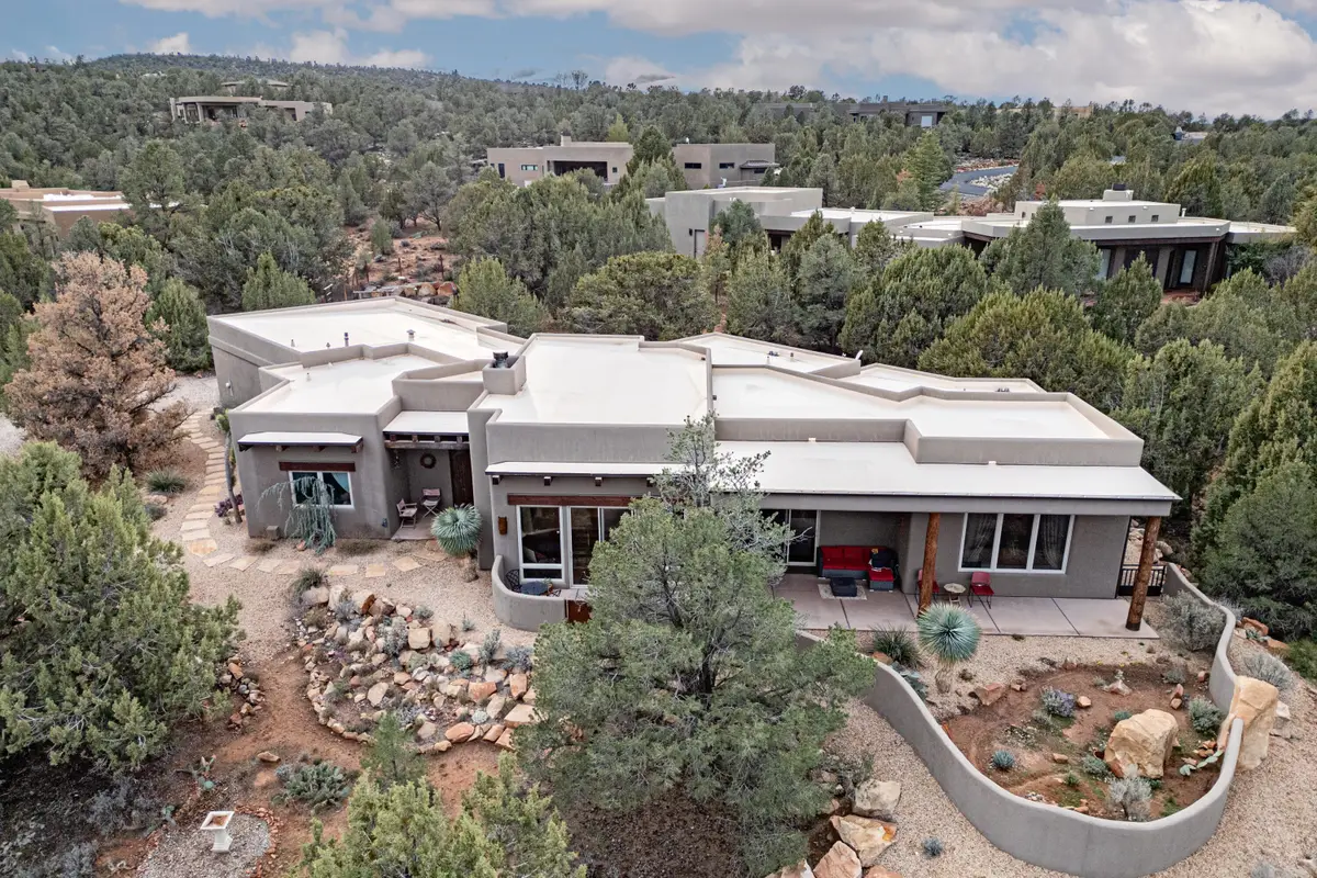 731 N Rock Garden Ln, Dammeron Valley, UT 84783 - Image #1