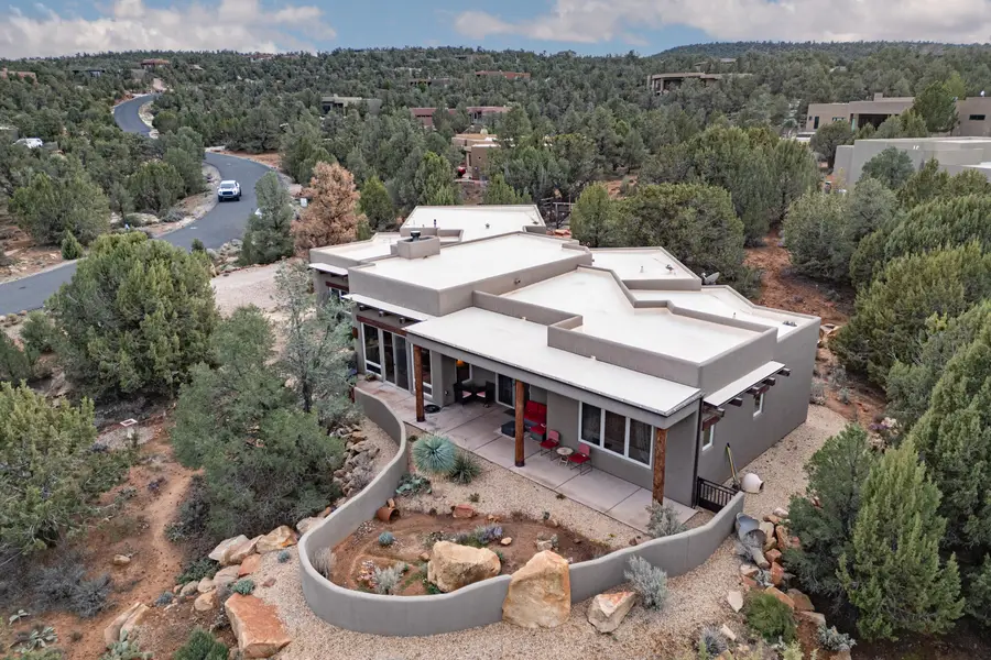 731 N Rock Garden Ln, Dammeron Valley, UT 84783 - Image #3