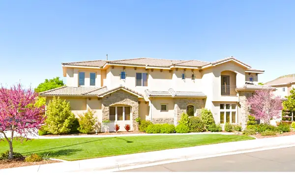 823 E Majestic Dr, Washington, UT 84780