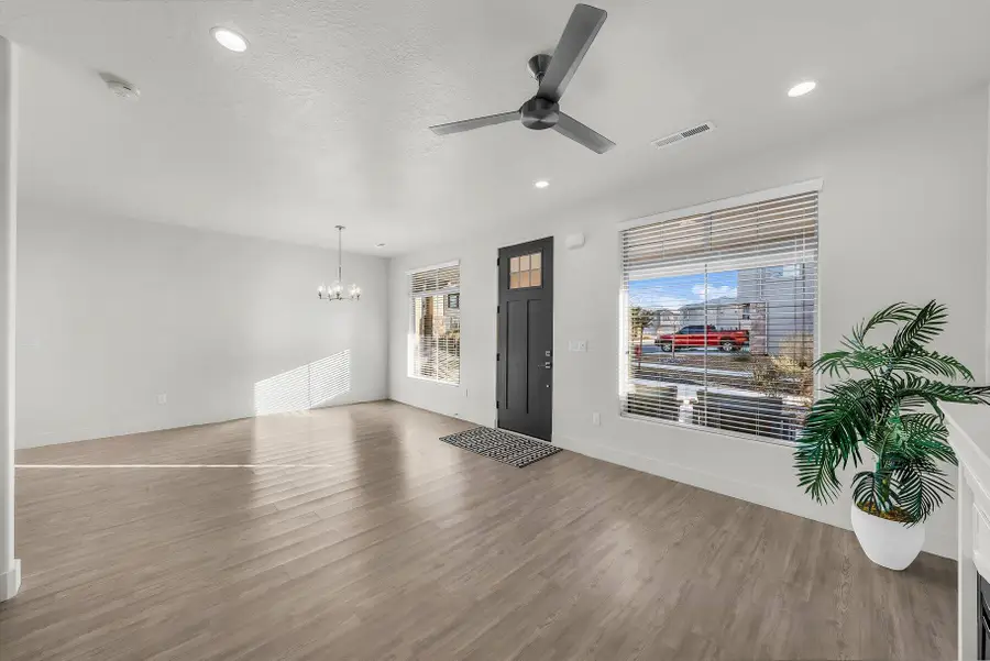 687 S Guy Ln #28, Ivins, UT 84738 - Image #3