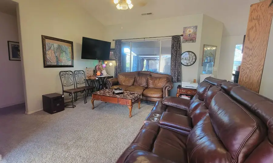 565 S 250 E, Ivins, UT 84738 - #3