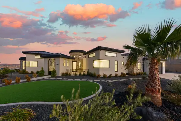 3967 W Hillside Way, Santa Clara, UT 84765