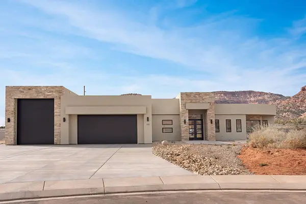 355 S Tala Cir, Kanab, UT 84741