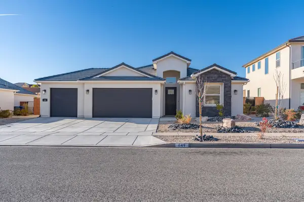 649 N Sandy Talus Dr, Washington, UT 84780