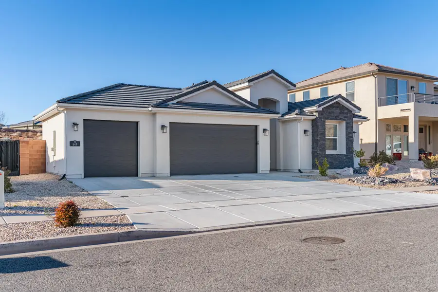 649 N Sandy Talus Dr, Washington, UT 84780 - Image #2