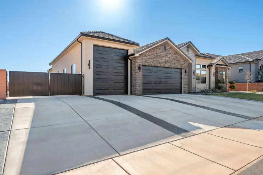 227 W United Way, Ivins, UT 84738 - Image #2