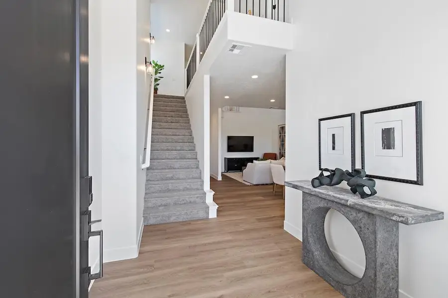 1203 W Albertine Ln, Saint George, UT 84790 - Image #2