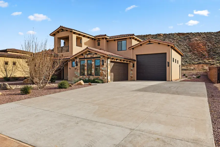 385 E Entrada Dr, Virgin, UT 84779 - Image #2