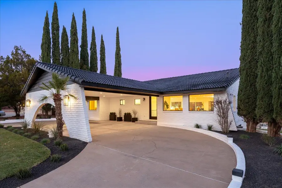 332 N Donlee Dr, Saint George, UT 84770 - Image #2